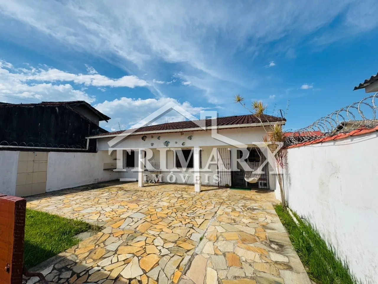 Casa para Venda — Jardim Grandesp, Itanhaém