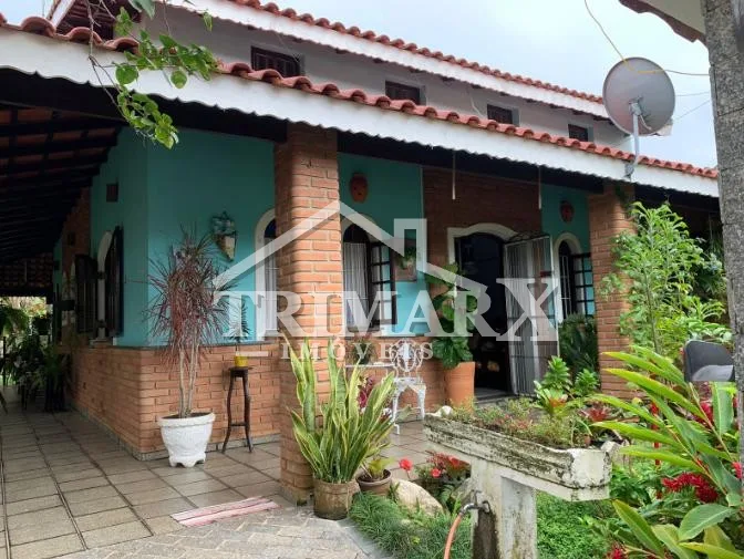 Casa para Venda — Jardim Regina, Itanhaém
