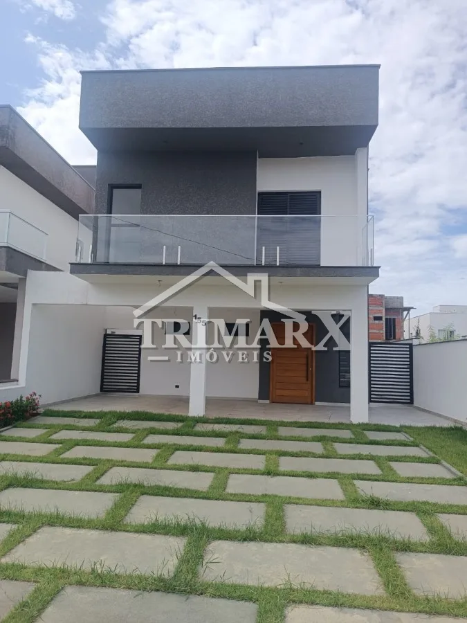 Casa Alto Padrão para Venda — Jardim Guacyra, Itanhaém
