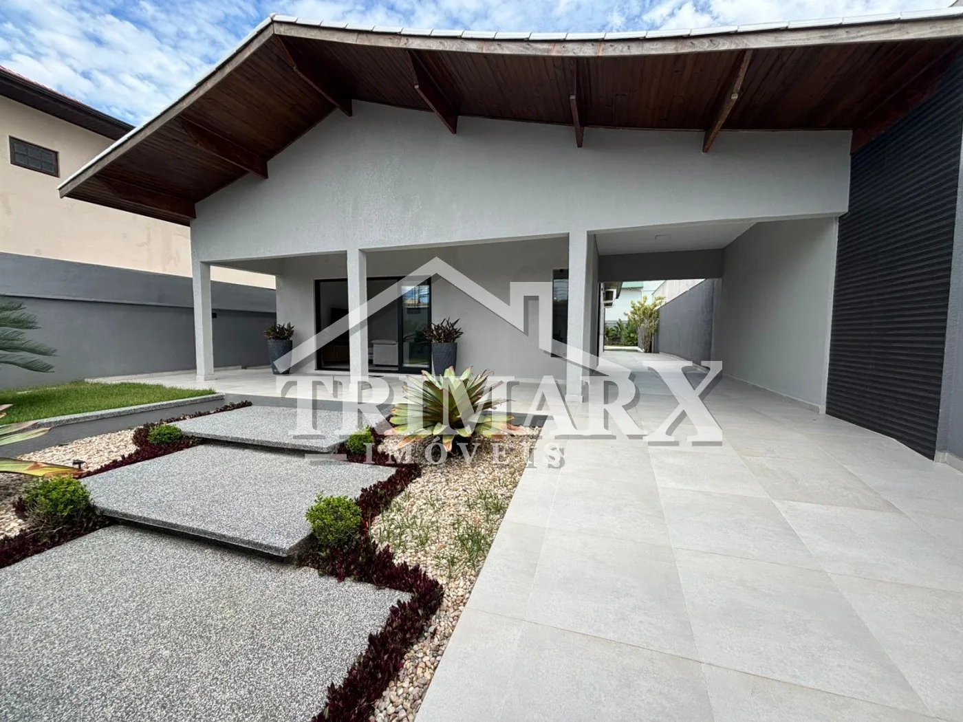 Casa Alto Padrão para Venda — Nova Peruibe, Peruíbe
