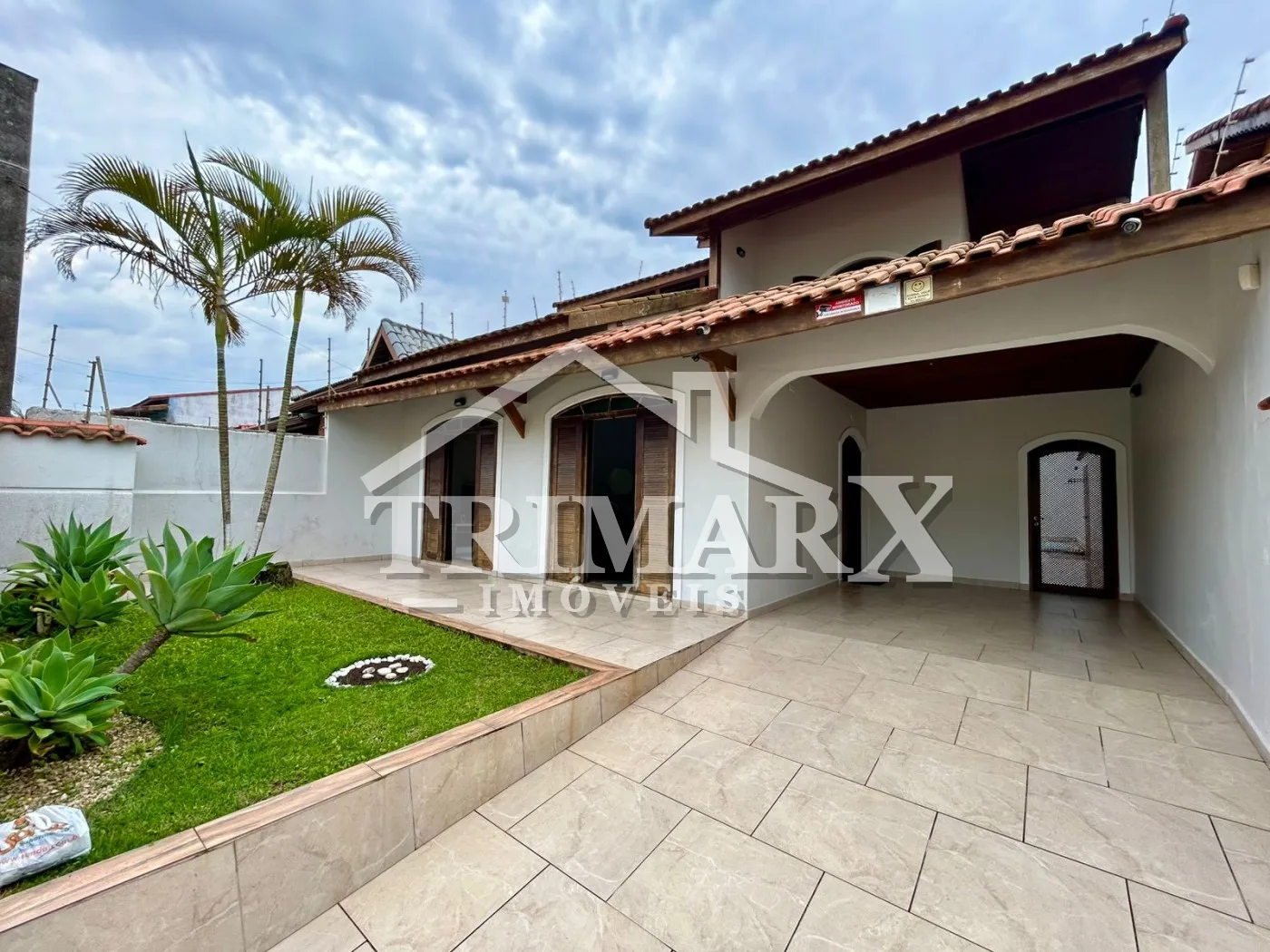 Casa Alto Padrão para Venda — Jardim Casablanca, Peruíbe