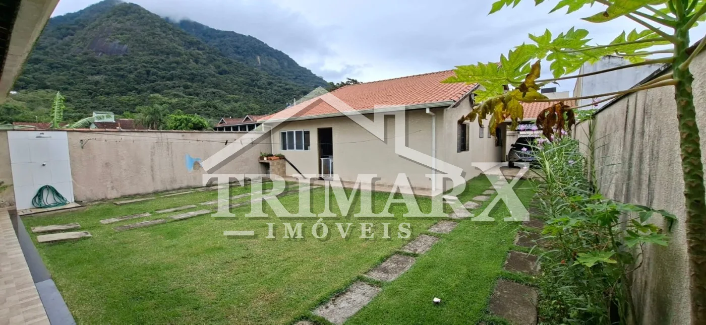 Casa para Venda — Guaraú, Peruíbe