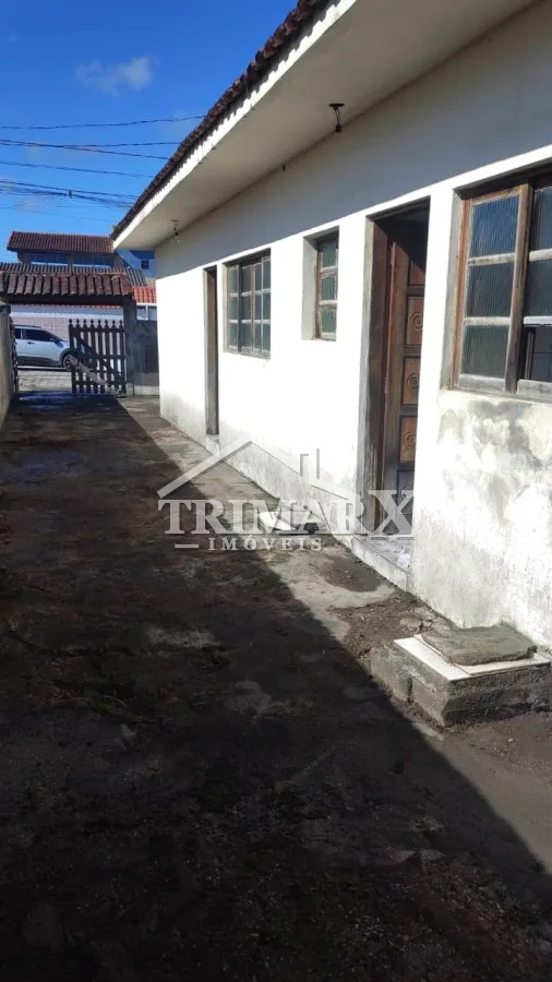 Casa para Venda — Jardim Regina, Itanhaém