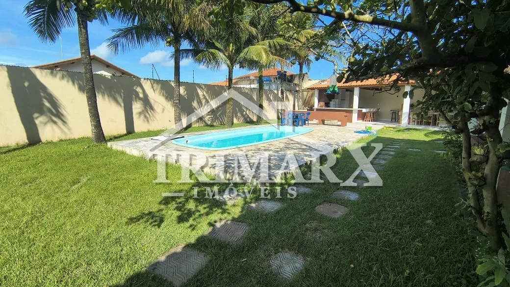 Casa no bairro Palmeiras, em Itanhaém, litoral sul de São Paulo, localizada lado praia, ficando à 50 metros do mar