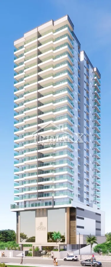 <p>Apartamento no Canto do Forte em Praia Grande, no litoral sul de São Paulo, lado praia a 480 metros do mar, em rua ca