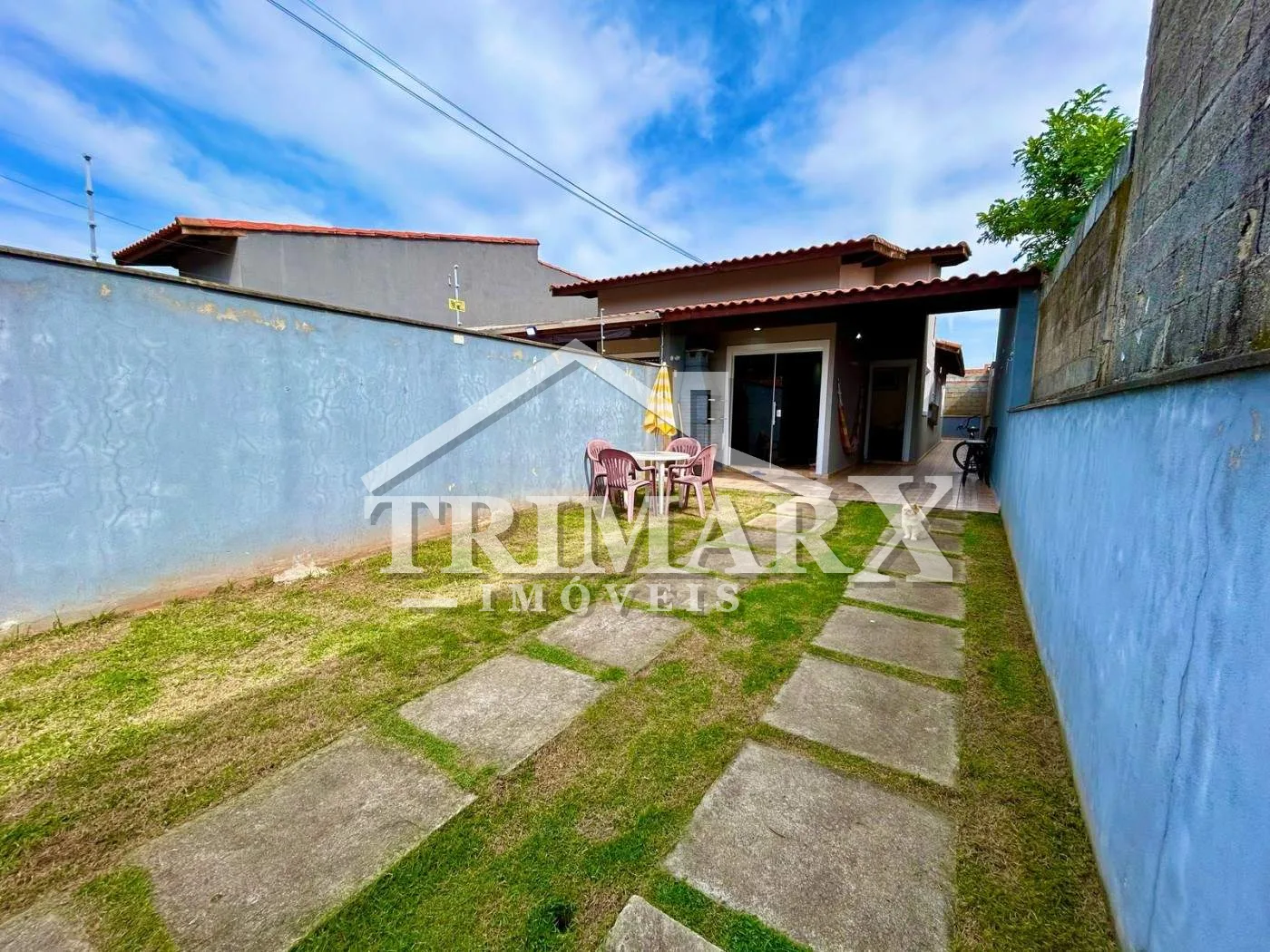 Casa para Venda — Jardim Regina, Itanhaém