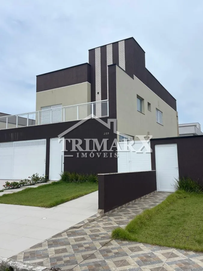 Casa Alto Padrão para Venda — Jardim Grandesp, Itanhaém