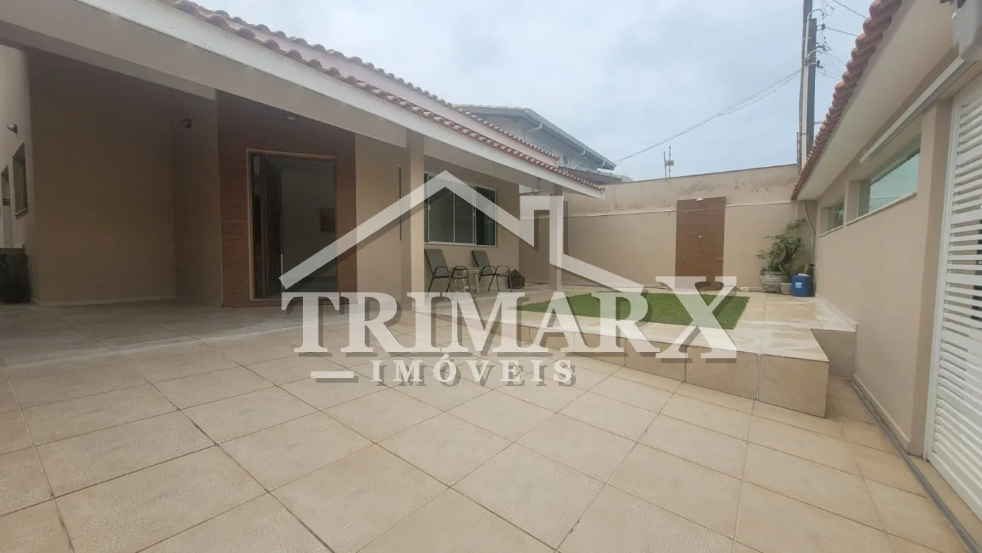 Casa para Venda — Josedy, Peruíbe