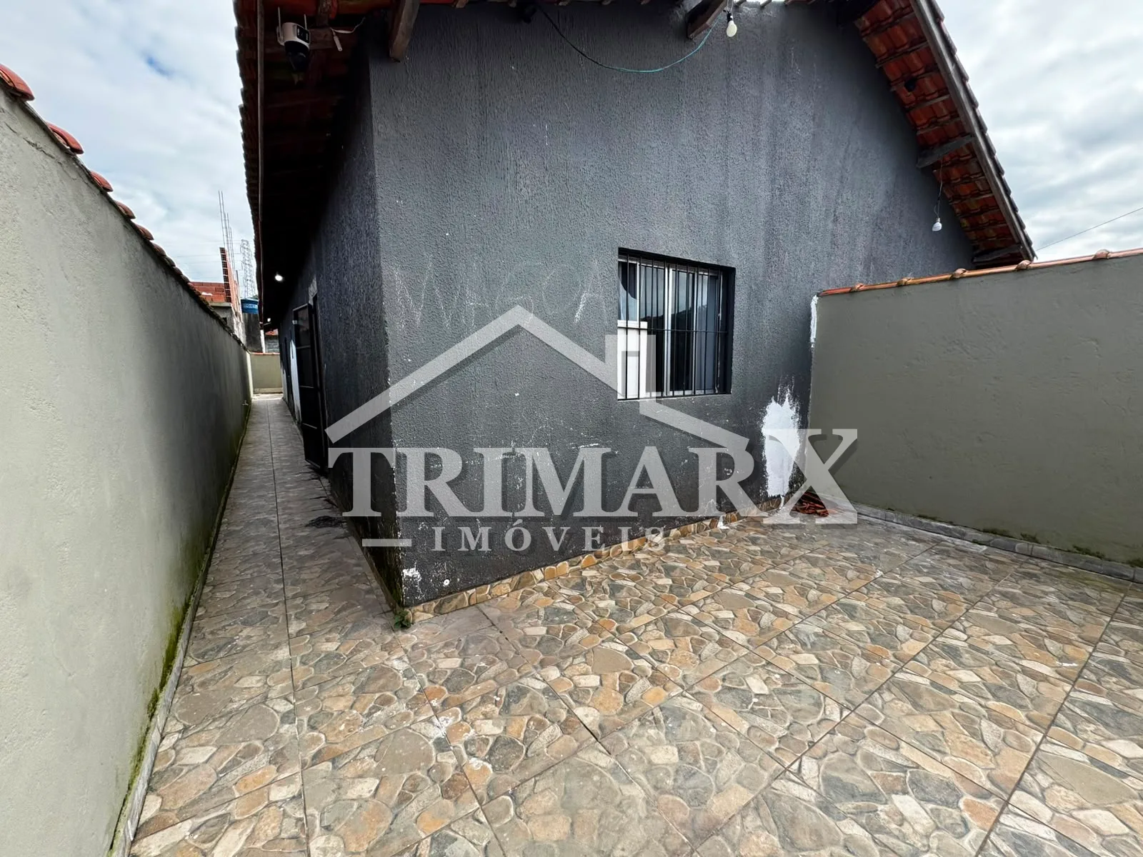 Casa para Venda, Itanhaém / SP, ACEITA 120 MIL DE ENTRADA E PARCELAS DE 2 MIL POR MÊS.