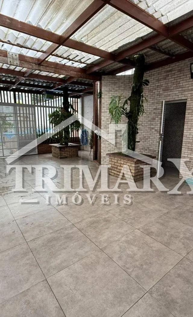 Casa na Praia dos Sonhos , em Itanhaem, no litoral sul de São Paulo, lado praia à 50 metros do mar, em rua pavimentada — foto 2