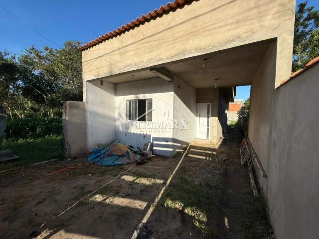 <p>Casa no Balneário Gaivota em Itanhaém, litoral sul de São Paulo, ficando lado aerra à 600 metros da rodovia