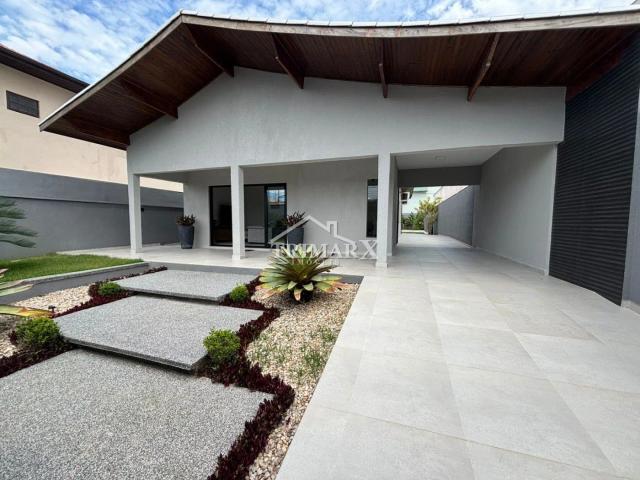 Casa Alto Padrão para Venda — Nova Peruibe, Peruíbe