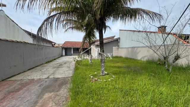 Casa para Venda — Jardim Grandesp, Itanhaém