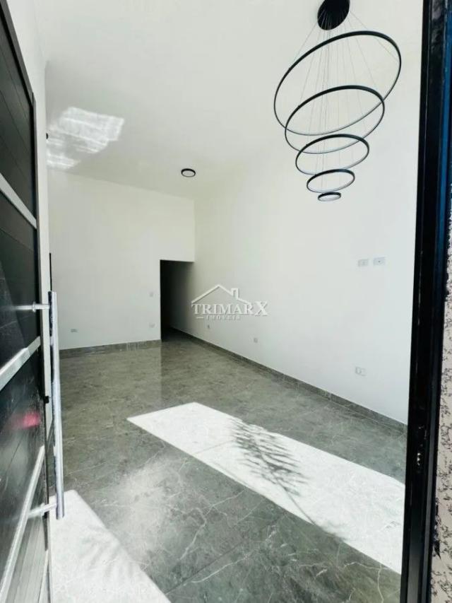 <p>Casa no Jardim Grandesp em Itanhaém, litoral sul de São Paulo, lado praia 500 metros do mar, em rua calçada — foto 4