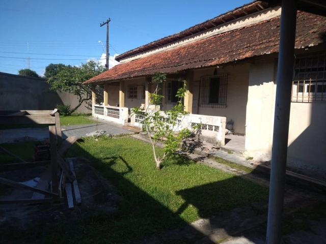 Casa para Venda — Vila erminda, Peruíbe