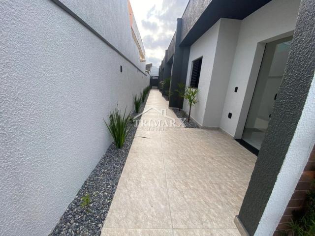 Casa no Jardim Regina em Itanhaém, litoral sul de São Paulo, ficando frente mar