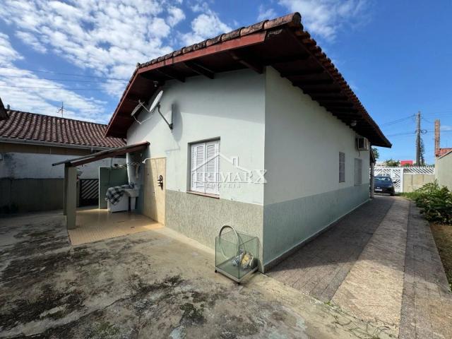 Casa para Venda — Balneario Stella Maris, Peruíbe