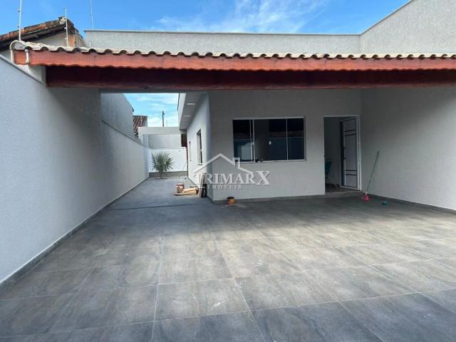 Casa para Venda — Jardim Comendador, Itanhaém