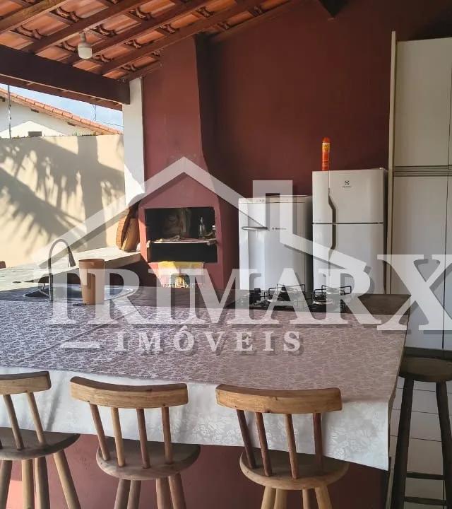 Casa no bairro Palmeiras, em Itanhaém, litoral sul de São Paulo, localizada lado praia, ficando à 50 metros do mar — foto 3