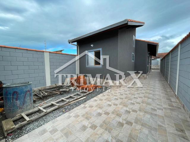 Casa para Venda, Itanhaém / SP, 2 dormitórios, sendo 1 suíte, 1 banheiro, 2 vagas de garagem, — foto 2