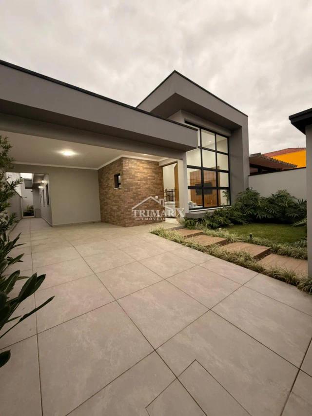 Casa Alto Padrão no bairro Três Maria, em Peruíbe, lado praia. Imóvel com 250 m² de área total, — foto 2
