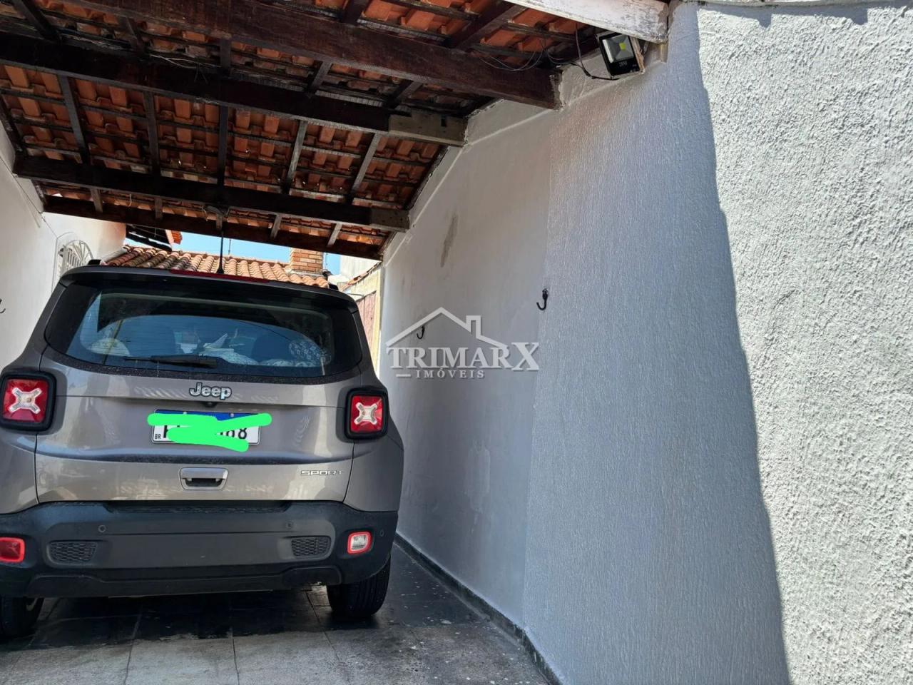 Casa no bairro Nova Peruíbe, em Peruíbe, no litoral sul de São Paulo, em rua pavimentada. lado praia, a 1,2 km do mar. Imóvel com 125 m² de área total. — foto 1