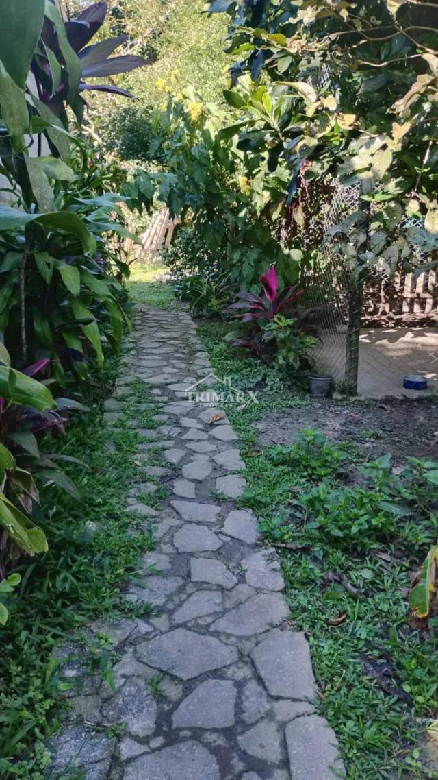Chácara em Estância Antônio Novaes, em Peruíbe, no litoral sul de São Paulo, lado serra, á 2 km da rodovia, em rua de terra, em rua de terra. Imóvel com 1,200 m² de área total. — foto 3