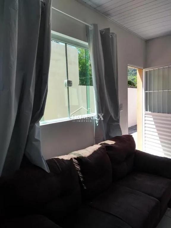 Casa no bairro Veneza, em Peruíbe.  Imóvel com 150 m² de área total. — foto 2