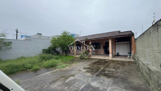Casa no bairro Arpoador, em Peruíbe, litoral sul de São Paulo, lado praia,. a 600 metros do mar.