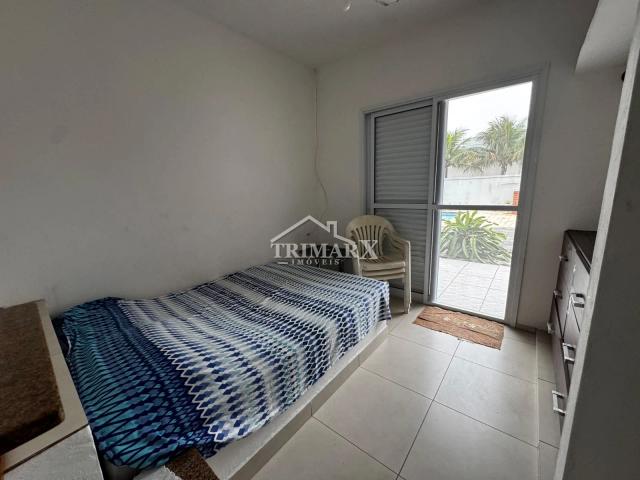 Casa no bairro  Estância São José, em Peruíbe, lado praia, a 150 metros do mar, em rua pavimentada. Imóvel com 500 m² de área total, — foto 5