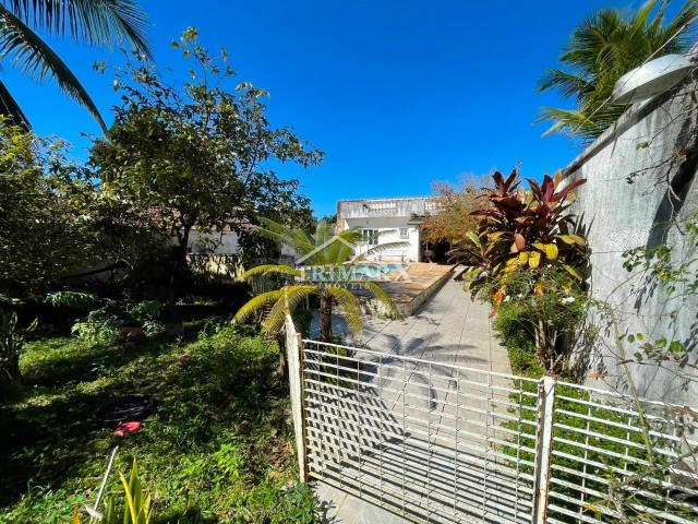 Casa no bairro Stella Maris, centro, em Peruíbe, lado praia, a 500 metros do mar. — foto 3