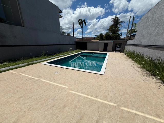 Casa no bairro Oásis, em Peruíbe, no litoral sul de São Paulo, lado praia, a 900 metros do mar, em rua pavimentada. Imóvel com 360 m² de área total. — foto 5