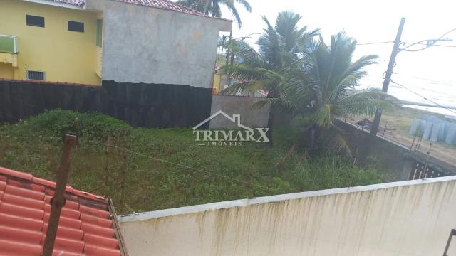 Terreno no Bairro Maria Helena Novaes em Peruibe, localizado frente  mar. — foto 2