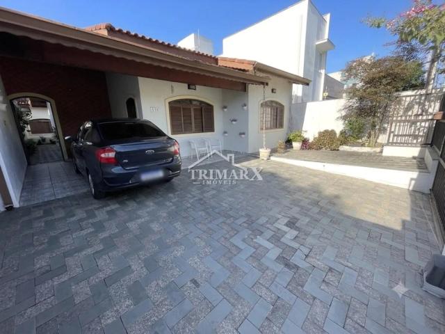 Casa no bairro Oásis, em Peruibe, lado praia, a 500 metros do mar,  Imóvel com 300 m² de área total.