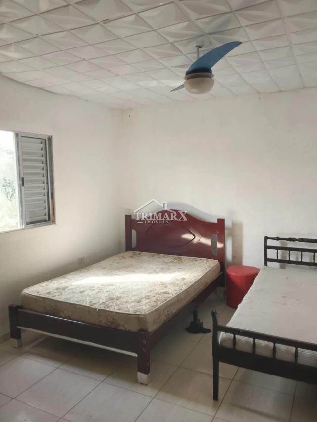 Casa no bairro Ana dias, em Peruíbe, lado praia, a 6 km do mar, em rua de terra. Imóvel com 770 m² de área total. — foto 5