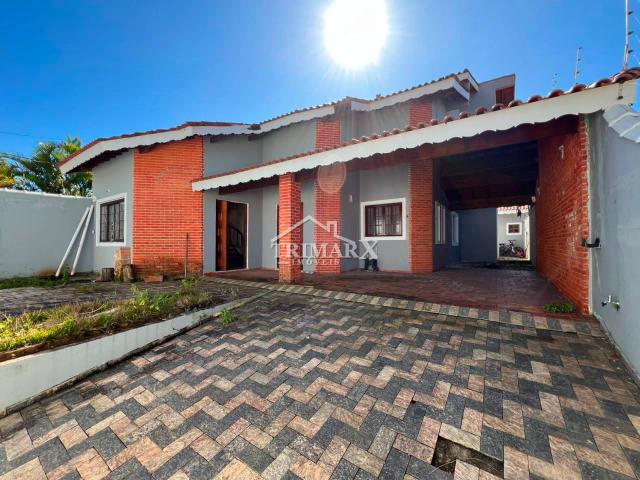 Casa no bairro Belmira Novaes, em Peruíbe, lado praia, a 345,27 metros do mar, em rua pavimentada. Imóvel com 334 m² de área total — foto 2