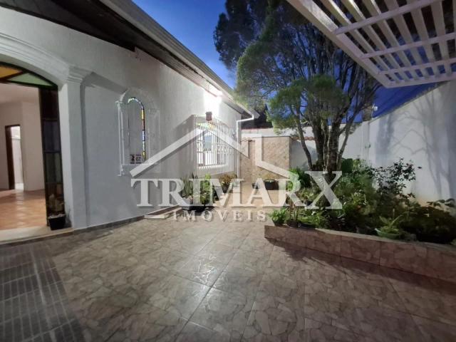 Casa para Venda, Peruíbe / SP, bairro Jardim Marcia, 3 dormitórios, sendo 2 suítes, 3 banheiros, 5 vagas de garagem, área total 261,58 m², área construída 123,50 m² — foto 2