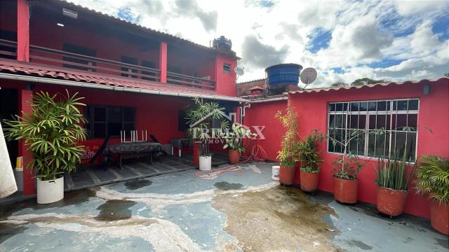 Casa no Jardim Umuruama, em Itanhaém, lado serra, a 800 metros da rodovia, em rua de terra. Imóvel com 330,70 m² de área total — foto 2