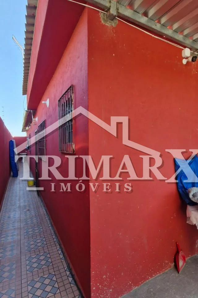 Casa  com piscina para Venda, Peruíbe / SP, , lado praia, a 1200 metros da praia, 03 dormitórios; 02 WC; 01 salas e 01 cozinha. — foto 2