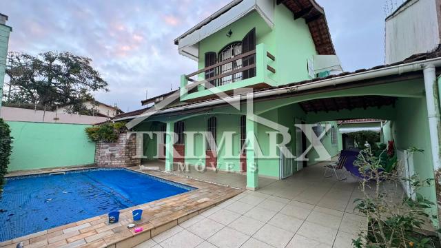 Casa para Venda, Peruíbe / SP, 4 dormitórios, sendo 2 suítes, 2 banheiros, 2 vagas de garagem, área total 275,00 m² — foto 2