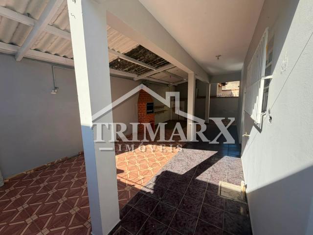 Casa para Venda, Itanhaém / SP, 3 dormitórios, sendo 1 suíte, 2 banheiros, 4 vagas de garagem — foto 2