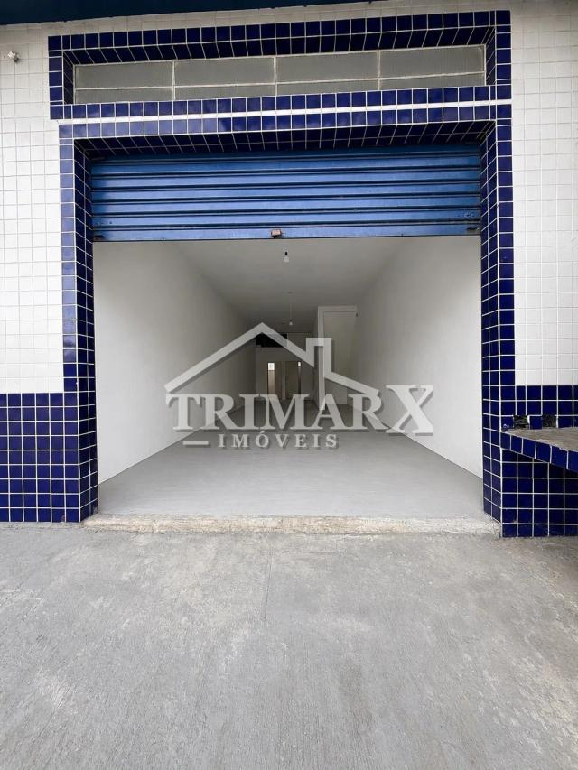 Prédio comercial no bairro Nova Peruíbe, em Peruíbe, 02 APARTAMENTOS; sendo 02 dormitórios; 01 WC; 01 sala; 01 cozinha; 01 lavanderia: 02 vagas para automóveis. 02 SALAS COMERCIAIS; 02 WC — foto 4