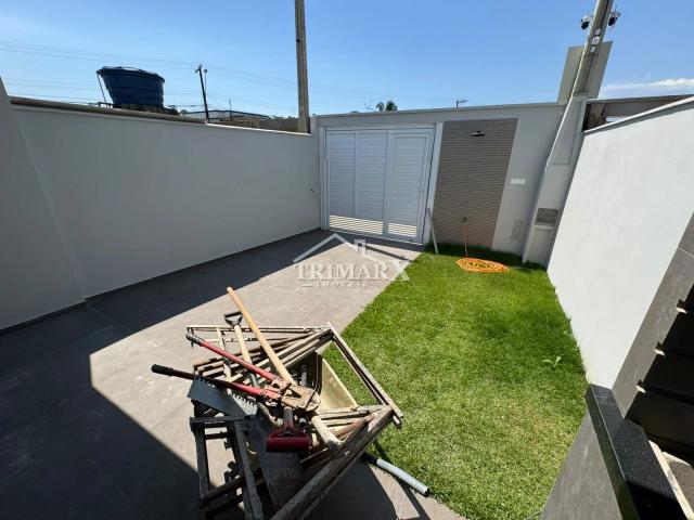 Casa no bairro Jardim Somar, em Peruibe, lado serra, a 2 km da rodovia, em rua de terra. Imóvel com 100 m² de área total. — foto 5