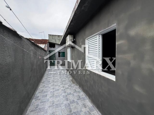 Casa para Venda, Peruíbe / SP, bairro São João Batista 2, 2 dormitórios, sendo 1 suíte, 1 banheiro, 2 vagas de garagem — foto 3